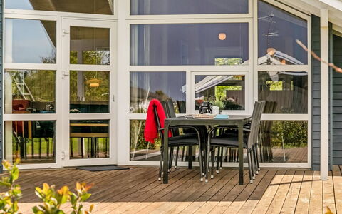 Skakke - 350M to the Fjord: Residential Area, Apartment, Estate, Resort, Mansion, Balcony, Villa, Swimming Pool