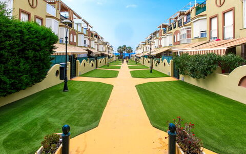 La Samba Beachfront: Residential Area, Apartment, Estate, Resort, Mansion, Balcony, Villa, Swimming Pool