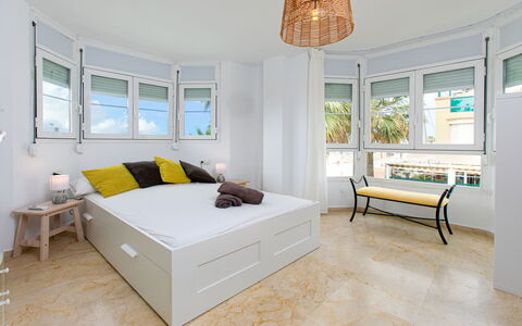 La Samba Beachfront: Residential Area, Apartment, Estate, Resort, Mansion, Balcony, Villa, Swimming Pool