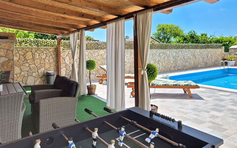 Denis: Residential Area, Apartment, Estate, Resort, Mansion, Balcony, Villa, Swimming Pool
