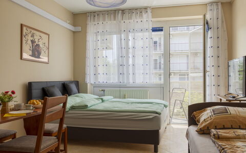Patti 2: Residential Area, Apartment, Estate, Resort, Mansion, Balcony, Villa, Swimming Pool