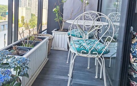 Dzielna: Furniture, Interior Design, Flooring, Floor, Wood Flooring, Wood, Chair, Ceiling, Kitchen & Dining Room Table, Table