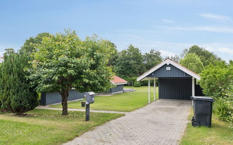 Naninja - 680M from the Sea: Roof, Home, Shade, Lawn, Garden, Cottage, Garden Buildings, Yard, Landscaping, Driveway