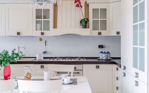 Sweet Loreto: Furniture, Interior Design, Kitchen, Cabinetry, Wood, Countertop, Cupboard, Home, Flooring, Lighting