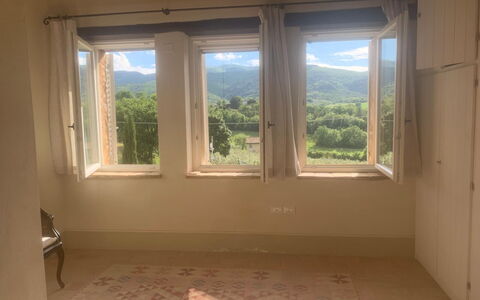 Il Casale al Colle: Wood, Floor, Flooring, Ceiling, Room, Hardwood, Wood Stain, Daylighting, Window Treatment, Plaster