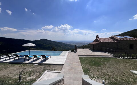 Villa Maddalena alla Guglielmesca: Swimming Pool, Leisure, Outdoor Furniture, Vacation, Flagstone, Resort, Eco Hotel