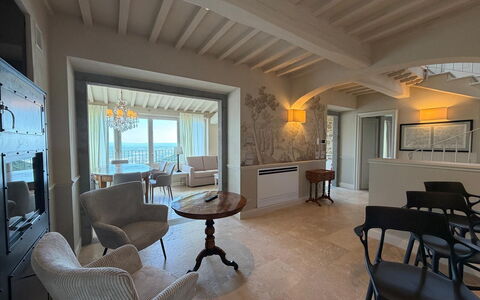 Villa Maddalena alla Guglielmesca: Furniture, Interior Design, Flooring, Floor, Ceiling, Lighting, Room, Chair, Apartment, Sea