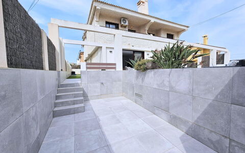 Sweet Home Cabo de Palos: Apartment, Architecture, Residential Area, Condominium, Composite Material, Urban Design, Balcony, Mixed-Use, Shade