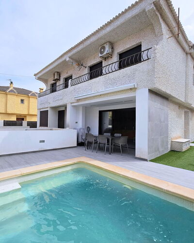 Sweet Home Cabo de Palos: Architecture, Residential Area, Home, Roof, Swimming Pool, Concrete, Estate, Balcony, Villa, Design
