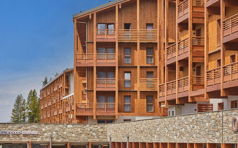 La Rosière 621: Apartment, Headquarters, Hotel, Log Cabin