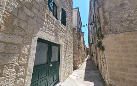 Dalmatica: Apartment, Architecture, Residential Area, Condominium, Composite Material, Urban Design, Balcony, Mixed-Use, Shade