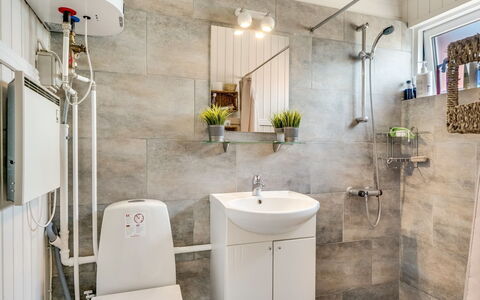 Milo - 200M to the Fjord: Flooring, Plumbing Fixture, Interior Design, Floor, Sink, Bathroom, Plumbing, Toilet, Tap, Tile