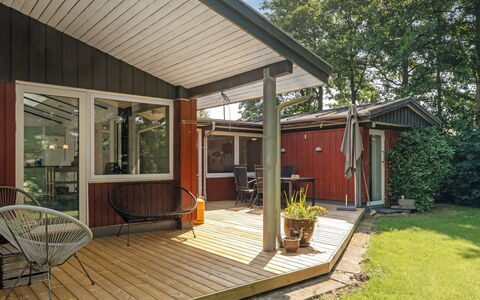 Milo - 200M to the Fjord: Wood, Porch, House, Home, Roof, Siding, Door, Cottage, Shade, Deck