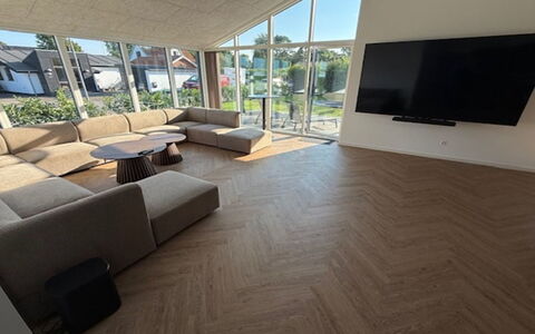 Gundula - 1.3Km from the Sea: Flooring, Floor, Wood, Interior Design, Furniture, Living Room, Wood Flooring, Couch, Ceiling, Home