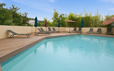 Grasse 617: Swimming Pool, Resort, Outdoor Furniture, Sunlounger, Eco Hotel, Hotel, Villa
