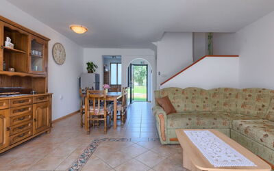 Accommodation:&nbsp;Pied-A-Terre 301.1