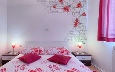 Accommodation:&nbsp;Pied-A-Terre 301.2