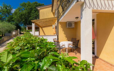Accommodation:&nbsp;Pied-A-Terre 301.2
