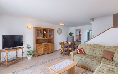 Accommodation:&nbsp;Pied-A-Terre 301.1