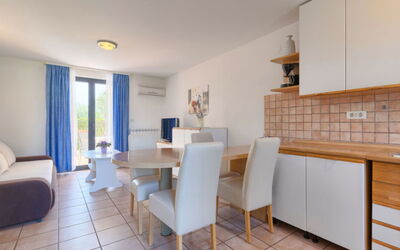 Accommodation:&nbsp;Pied-A-Terre 301.2