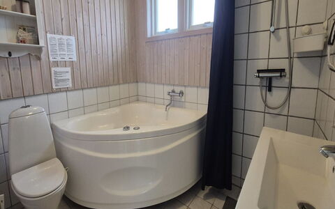 Vinny - 1Km from the Sea: Bathroom, Plumbing Fixture, Flooring, Floor, Interior Design, Bathtub, Toilet, Plumbing, Bathroom Sink, Room