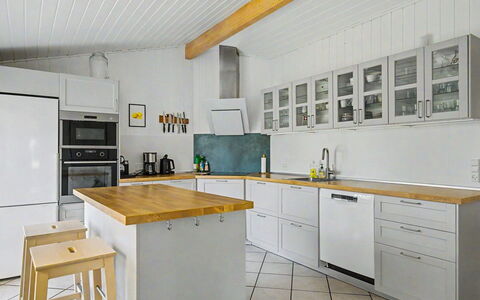 Aderice - 80M from the Sea: Kitchen, Kitchen Appliance, Countertop, Major Appliance, Flooring, Cabinetry, Wood, Interior Design, Floor, Home Appliance