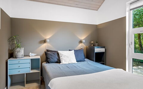 Ozrenka - from the Sea: Bed, Interior Design, Furniture, Bedroom, Bedding, Bed Sheet, Flooring, Wall, Floor, Ceiling