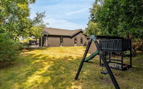Ozrenka - from the Sea: Grass, Home, House, Land Lot, Cottage, Estate, Shade, Lawn, Garden, Garden Buildings