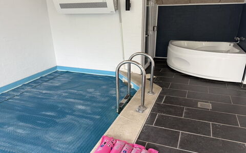 Ozrenka - from the Sea: Flooring, Floor, Tile