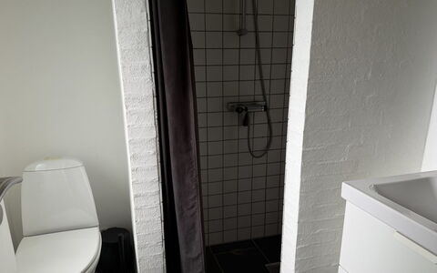Ozrenka - from the Sea: Wall, Plumbing Fixture, Bathroom, Floor, Flooring, Toilet, Plumbing, Interior Design, Toilet Seat, Room