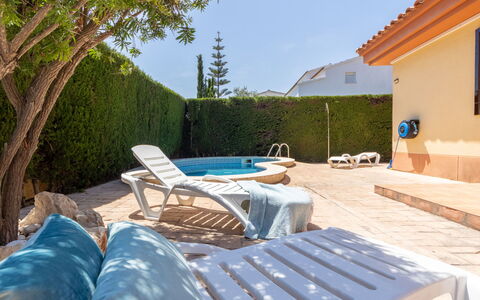 Lisa: Swimming Pool, Leisure, Outdoor Furniture, Resort, Eco Hotel, Shade, Vacation, Villa, Umbrella, Chair