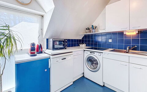 Les Terrasses du Port: Flooring, Floor, Major Appliance, Washing Machine, Clothes Dryer, Laundry Room, Tile, Kitchen Appliance, Aluminium, Kitchen