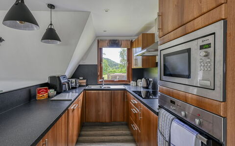 Loch Oich View (Lodge 6): Kitchen, Interior Design, Wood, Flooring, Furniture, Countertop, Kitchen Appliance, Floor, Home, Major Appliance