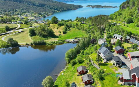 Vasselbu: Furniture, Kitchen & Dining Room Table, Chair, Floor, Sea, Balcony, Ocean, Resort, Eco Hotel, Dining Room