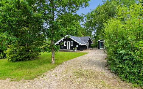 Maini - 30Km from the Sea: House, Home, Cottage, Estate, Garden, Lawn, Shade, Garden Buildings, Farmhouse, Landscaping