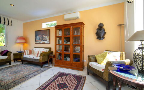 Castillo: Furniture, Interior Design, Couch, Flooring, Wood, Ceiling, Living Room, Floor, Room, Lighting
