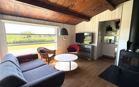 Vilmar - 450M from the Sea: Cottage, Hardwood, Wood Stain, Living Room, Design, Chair, Farmhouse, Wood Flooring, Plank