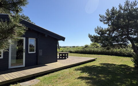 Vilmar - 450M from the Sea: Sea, Plank, Cottage, Ocean, Coast, Hardwood, Sound, Garden Buildings, Bay