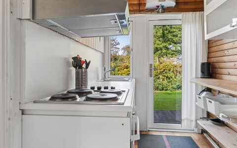 Vilmar - 450M from the Sea: Kitchen, Wood, Kitchen Appliance, Countertop, Major Appliance, Flooring, Interior Design, Kitchen Stove, Floor, Home Appliance
