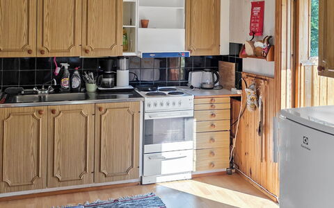 Merenkurkku: Kitchen, Kitchen Appliance, Cabinetry, Major Appliance, Countertop, Furniture, Wood, Flooring, Home Appliance, Interior Design
