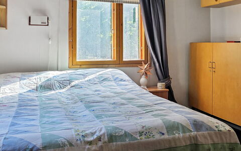 Merenkurkku: Interior Design, Bedroom, Furniture, Bed, Bed Sheet, Wood, Bedding, Linens, Floor, Room