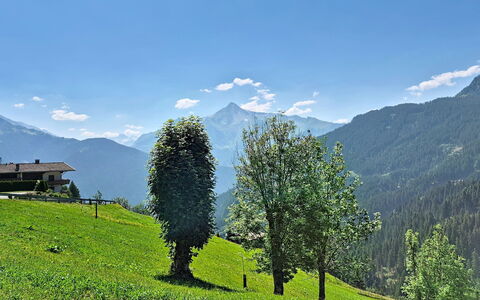 Eben: Mountainous Landforms, Mountain, Green, Tree, Nature, Hill, Mountain Range, Natural Landscape, Highland, Hill Station