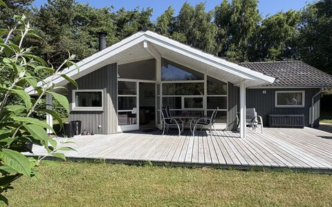 Veljan - 300M from the Sea: House, Home, Roof, Door, Cottage, Estate, Siding, Porch, Shade, Hardwood