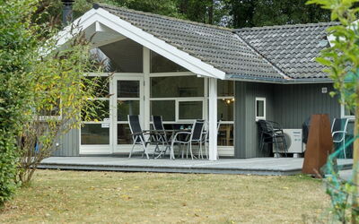 Veljan - 300M from the Sea