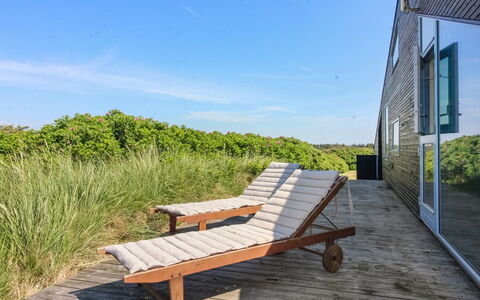 Ajvi - 250M from the Sea: Apartment, Condominium, Mixed-Use, Hotel, Balcony