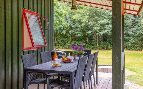 Arleta - 2Km from the Sea: Roof, House, Land Lot, Home, Cottage, Estate, Garden Buildings, Shade, Log Cabin, Landscaping