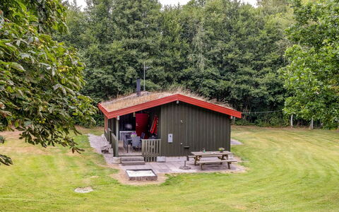 Arleta - 2Km from the Sea: Roof, House, Land Lot, Home, Cottage, Estate, Garden Buildings, Shade, Log Cabin, Landscaping