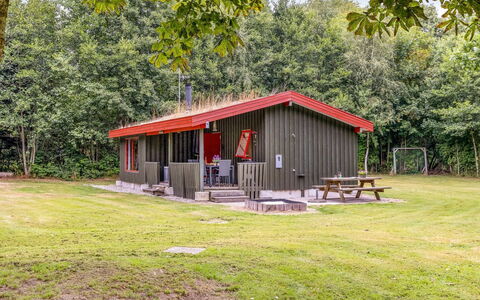 Arleta - 2Km from the Sea: Roof, House, Land Lot, Home, Cottage, Estate, Garden Buildings, Shade, Log Cabin, Landscaping