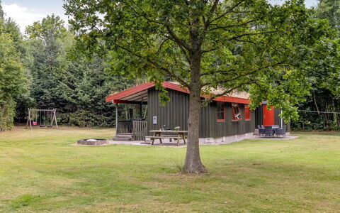 Arleta - 2Km from the Sea: Roof, House, Land Lot, Home, Cottage, Estate, Garden Buildings, Shade, Log Cabin, Landscaping