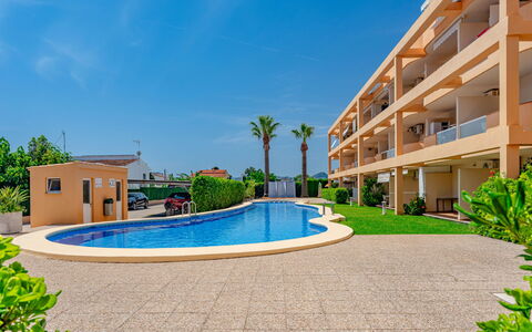 Playa sur: Apartment, Condominium, Mixed-Use, Hotel, Balcony